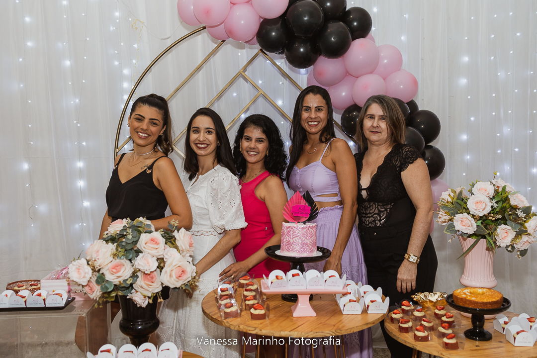 Lounge Delas - Um grupo de mulheres que surgiu no Canal Salto Alto